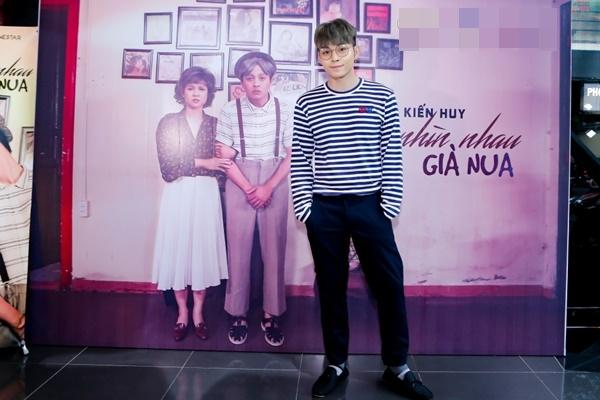 Sau 9 năm ăn cơm nghệ thuật, Ngô Kiến Huy vẫn trẻ như thời mới vào showbiz-9