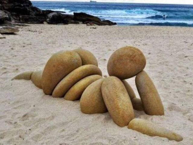 Clip hài: Thốn tận rốn với những pha nghịch dại-1