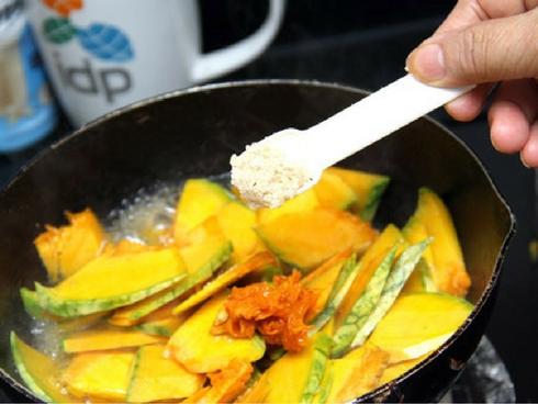 7 hoạt động không ngờ có thể làm hỏng cột sống của bạn-8