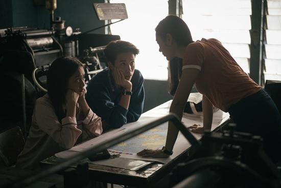 'Bad Genius': Đỉnh cao quay cóp chuyên nghiệp khiến cả thế giới phải nể phục-5