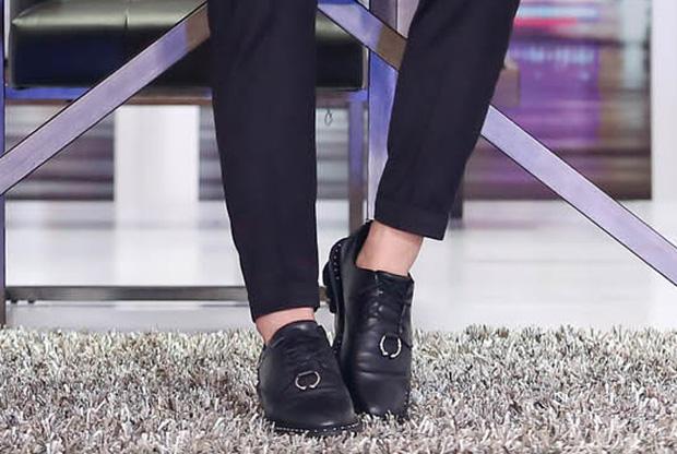 Mặc xấu đã đành, Hữu Vi còn dính nghi án mang 'hàng nhái' lên sóng The Face-2