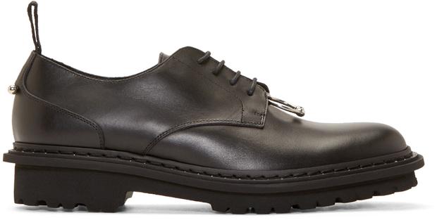 Mặc xấu đã đành, Hữu Vi còn dính nghi án mang 'hàng nhái' lên sóng The Face-4