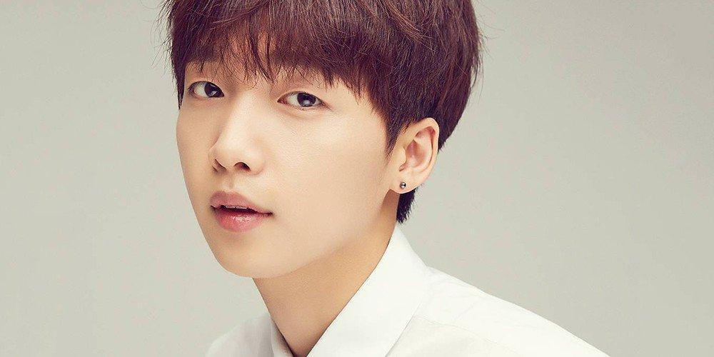 Sao Hàn 1/8: Hậu trường đáng yêu của SNSD Yoona và Siwan trong 'The King Loves'-4