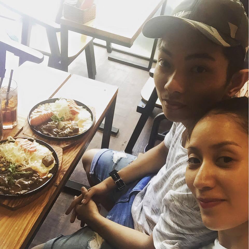 Tin sao Việt 1/8: Trấn Thành khóa môi Hari Won trên du thuyền-10