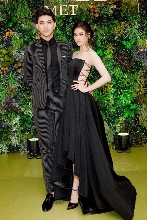 Hậu ly hôn, Tim - Trương Quỳnh Anh tăng cường mặc đồ đôi-6