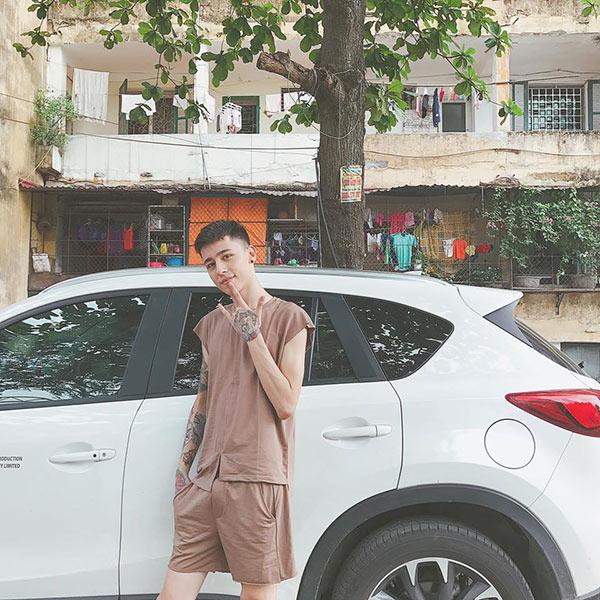 Hot boy 9X đã đẹp trai còn xăm hình cực giỏi khiến hội chị em bấn loạn-6