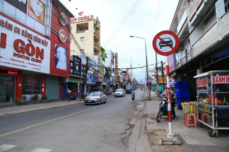 Vụ mở cửa xe, cô gái tử vong: Ngã quỵ khi người yêu nằm dưới gầm xe buýt-2