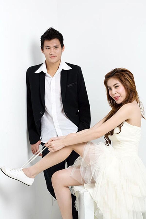 Công Vinh: 'Hôn nhân của tôi không xuất hiện người phụ nữ thứ hai'-1