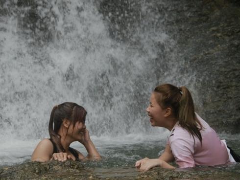 Dấu ấn Việt Nam trên những nhịp cầu nối đôi bờ-10