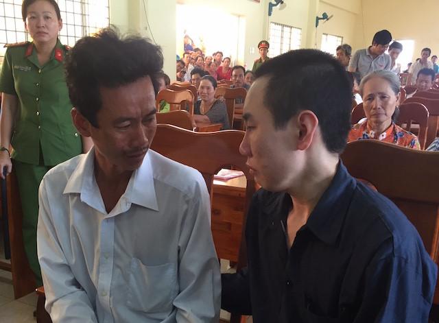 Nam sinh lớp 12 giết, hiếp bé gái lớp 4 lĩnh 30 năm tù-1