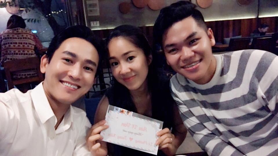 Tin sao Việt 2/8: Lê Phương hào hứng khoe quà cưới sớm từ 'người tình màn ảnh'-1