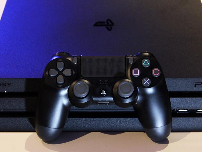 Bất ngờ lộ ảnh iPhone 8 với viền benzel trắng, camera sau kép-3