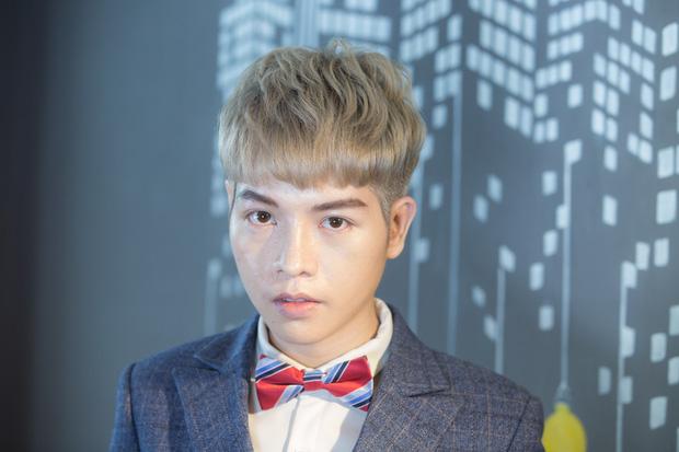 Hậu thẩm mỹ, Đức Phúc lột xác thành mỹ nam nhưng lại mắc lỗi make up quá đà-1