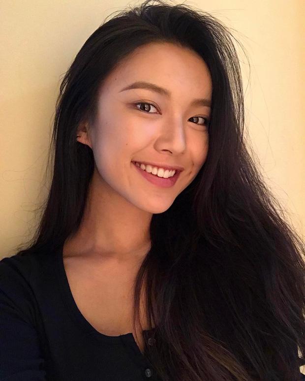 Có những cô gái chỉ cần một nụ cười cũng khiến người ta muốn yêu luôn!-1