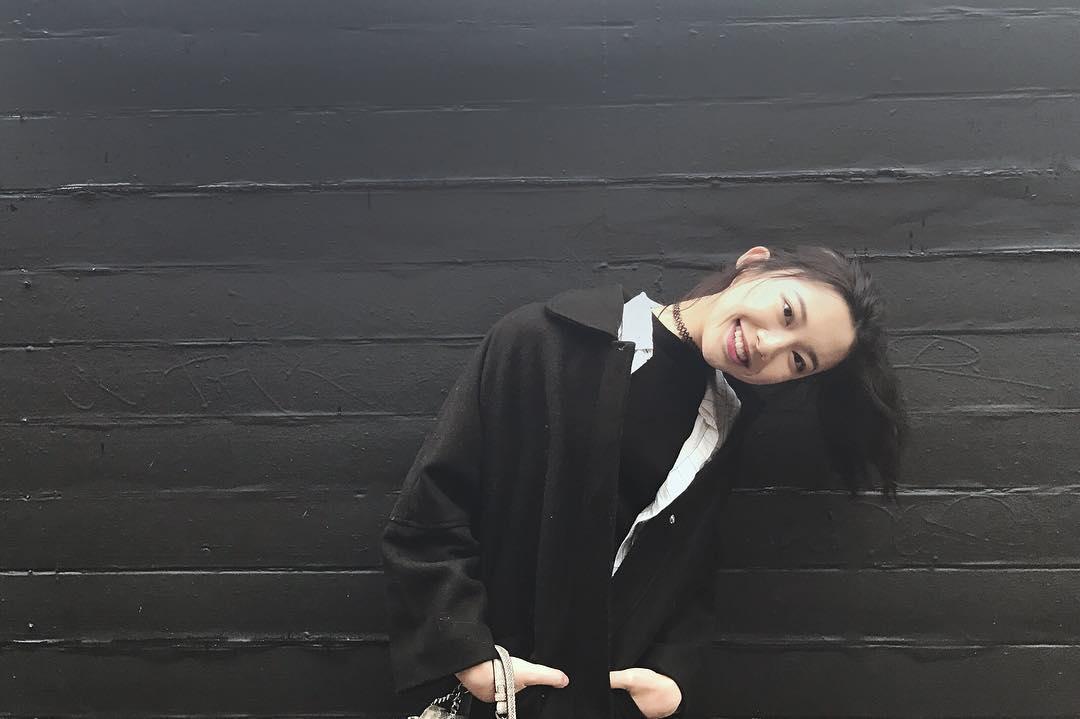 Có những cô gái chỉ cần một nụ cười cũng khiến người ta muốn yêu luôn!-6