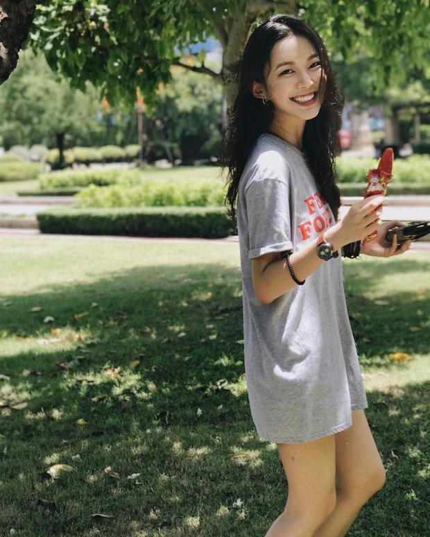 Có những cô gái chỉ cần một nụ cười cũng khiến người ta muốn yêu luôn!-3