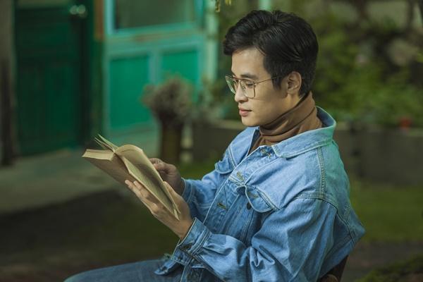 Chỉ có Hà Anh Tuấn mới dám hôn Thanh Hằng nồng nàn đến thế-1