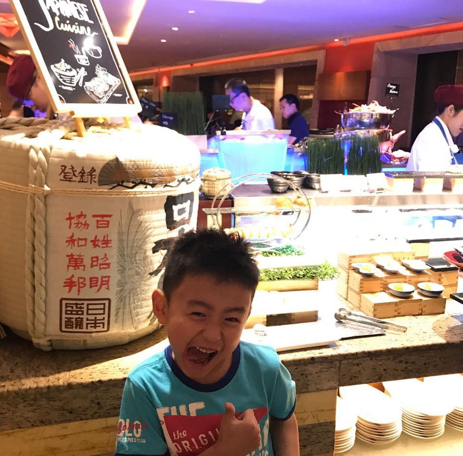 Tạ Đình Phong bị chỉ trích vì bỏ sinh nhật con để đi du lịch cùng người tình-6