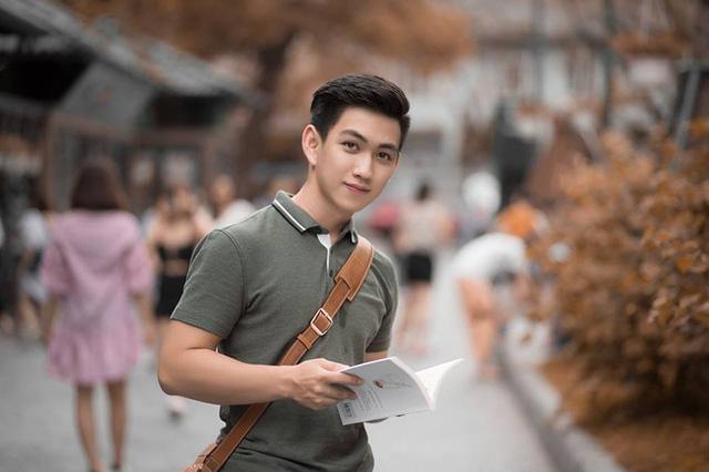 Chân dung hot boy trường kinh tế đã đẹp trai còn đàn cực giỏi-8