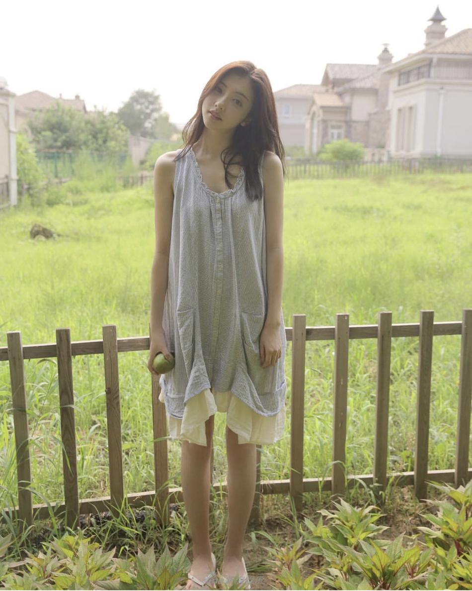 Vừa rộ tin kết hôn, thiếu gia Vương Tư Thông lại cặp kè hot girl khác-5