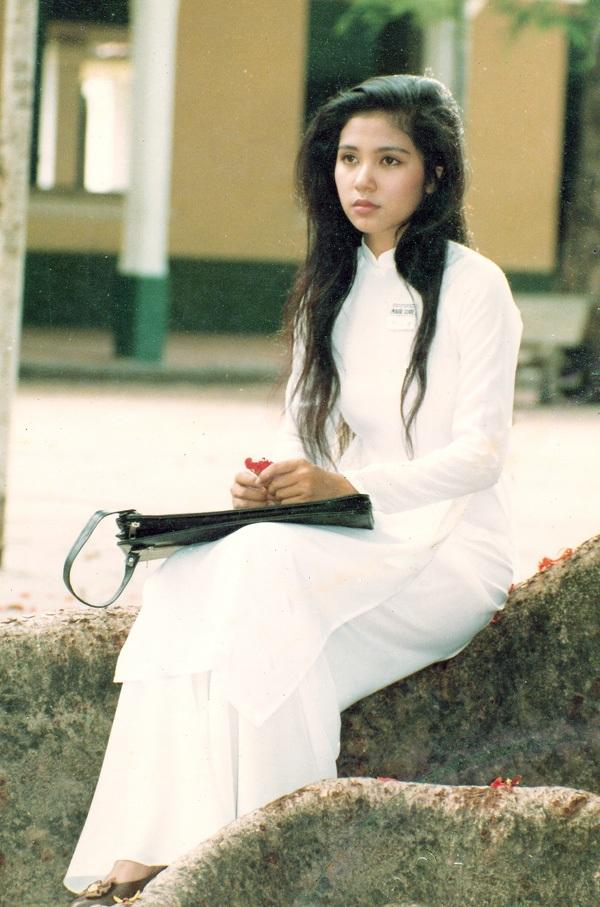 Việt Trinh: 'Tôi bị khán giả bỏ rơi để chạy tới Trấn Thành, Việt Hương!'-3