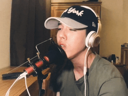 Sau tất cả, 'Despacito' phiên bản bolero mới là cover 'độc nhất vô nhị'-3