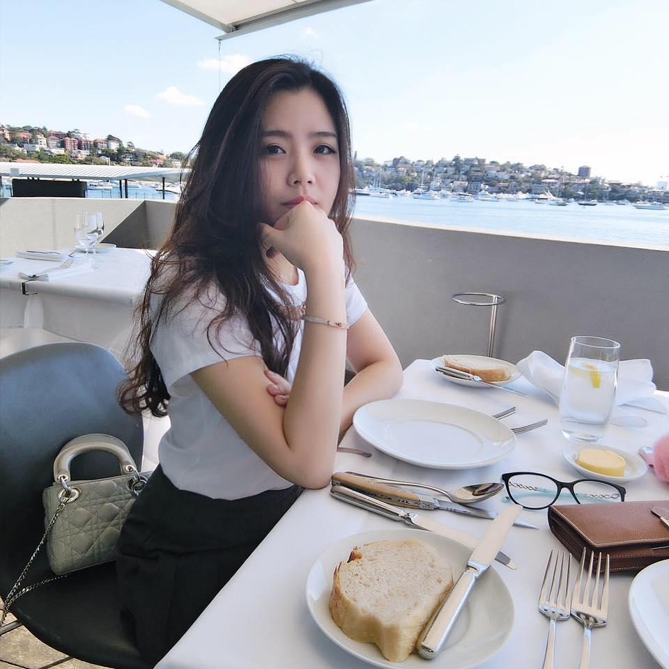 Không cần 'mác' hot girl, bốn cô nàng xinh đẹp này cũng nổi tiếng 'ngút trời'-8