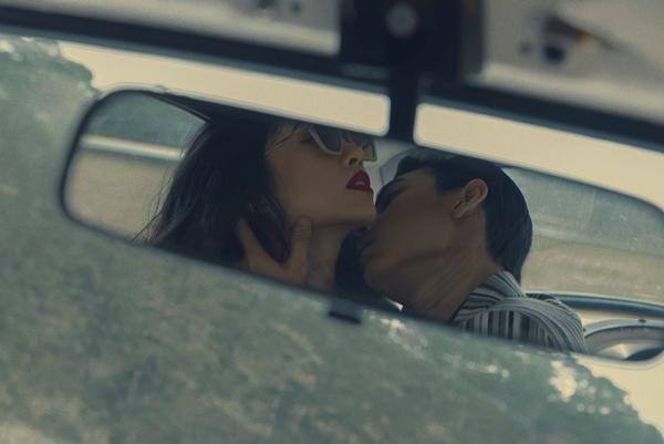 Đẹp trai có thừa, Isaac vẫn thất bại khi cầu hôn người tình trong MV mới-3