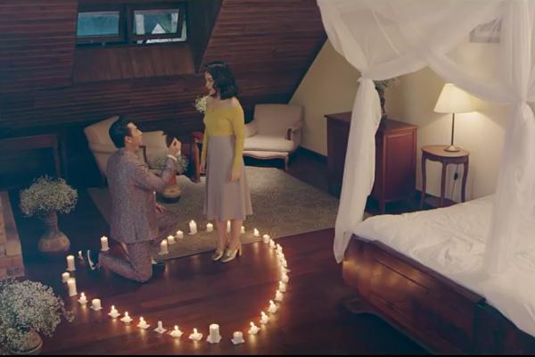 Đẹp trai có thừa, Isaac vẫn thất bại khi cầu hôn người tình trong MV mới-8