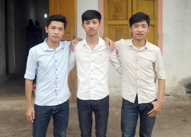 Anh em sinh ba cùng đỗ một trường quân đội-1