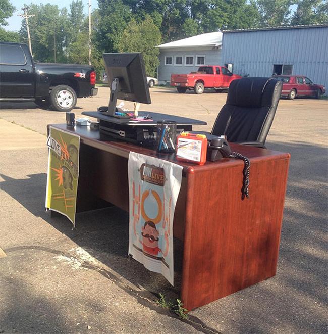 Lộ diện loạt ảnh đáng 'trăn trở' ở nơi công sở-6