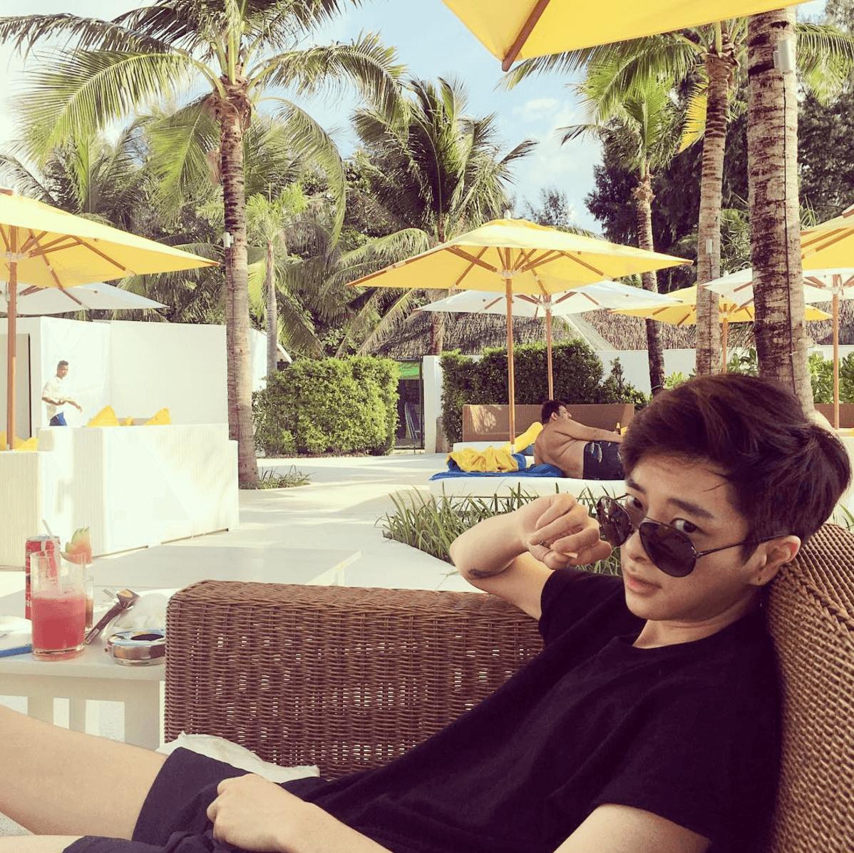 Ngoại hình ngày càng đẹp trai của cô gái chuyển giới nổi tiếng xứ Hàn-7