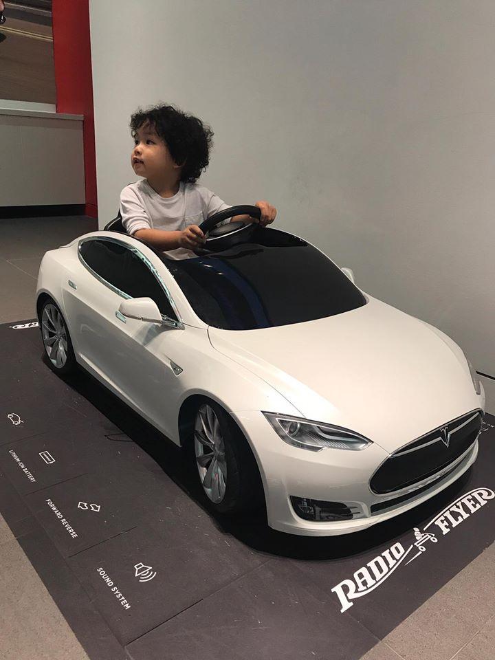 Tin sao Việt 4/8: Tăng Thanh Hà xuống phố - Trấn Thành 'thả thính' tình yêu-10