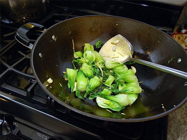 Những sai lầm các bà nội trợ thường gặp khi chế biến rau xanh-9