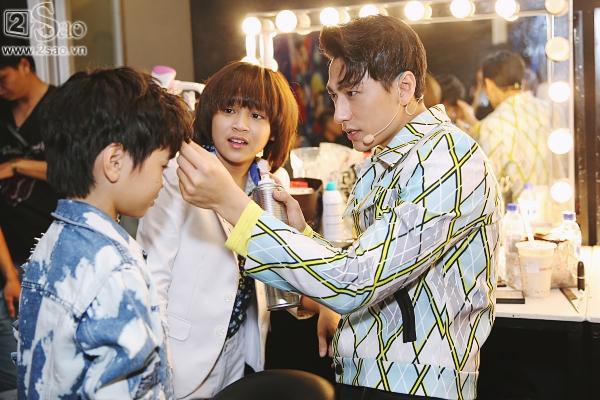 Clip hậu trường đầy ắp tiếng cười của 'Thần tượng âm nhạc nhí'-4