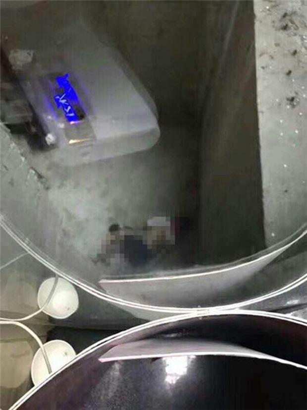 Tiểu tiện bừa bãi trong thang máy, cậu bé 6 tuổi gặp tai nạn thương tâm khi rơi từ tầng 7 xuống đất-2