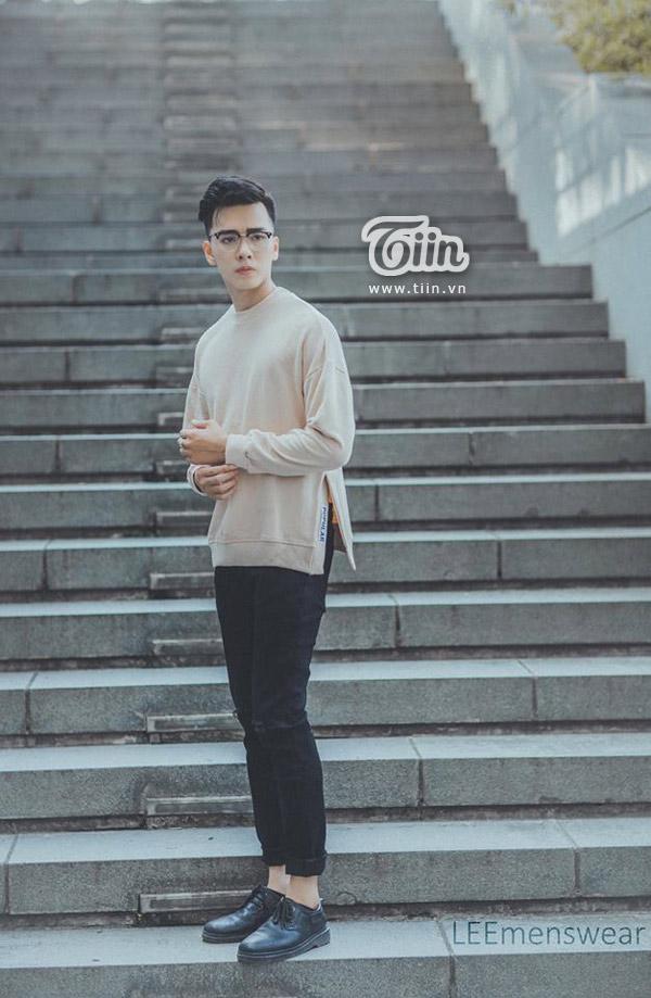 Cận cảnh vẻ đẹp 'chàng bảo vệ' hot nhất Facebook hôm nay và sự thật bất ngờ-10