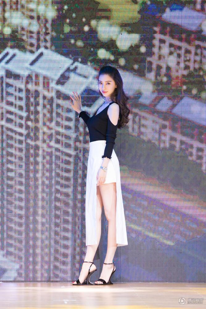 Cư dân mạng nhắn nhủ Angela Baby 'hãy đi sửa lại hàm răng'-3