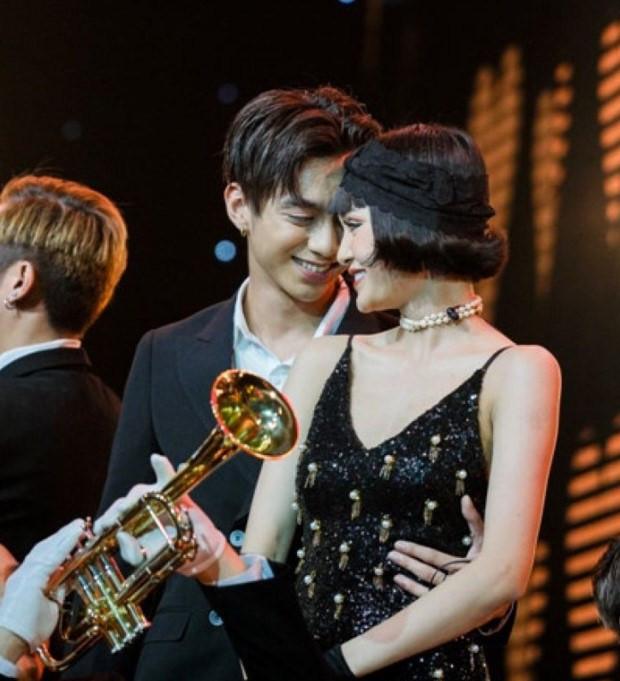 Chiêu trò trong showbiz Việt và cái giá nghệ sĩ phải trả-3