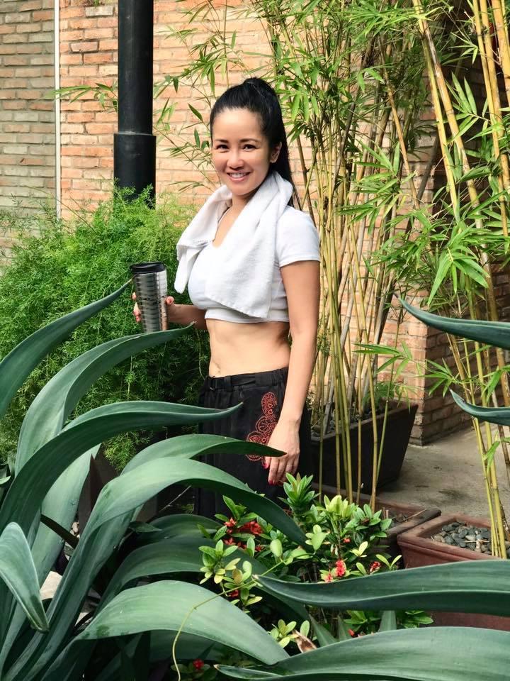 Tin sao Việt 6/8: Khắc Việt tình tứ với bạn gái chứng minh đám cưới không phải chiêu PR-7