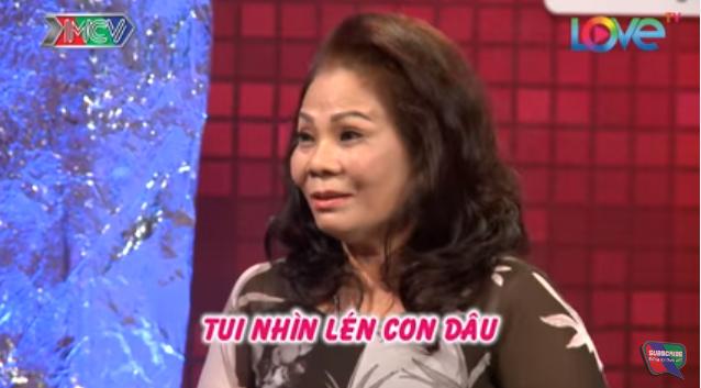 Nàng dâu có hình xăm khiến mẹ chồng 'khiếp sợ', 3 năm không chịu sinh cháu cho bà-1