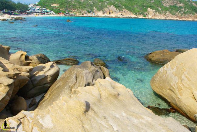 Khám phá bãi tắm đẹp lung linh, ăn tôm hùm giá 'bèo' bậc nhất Việt Nam-6