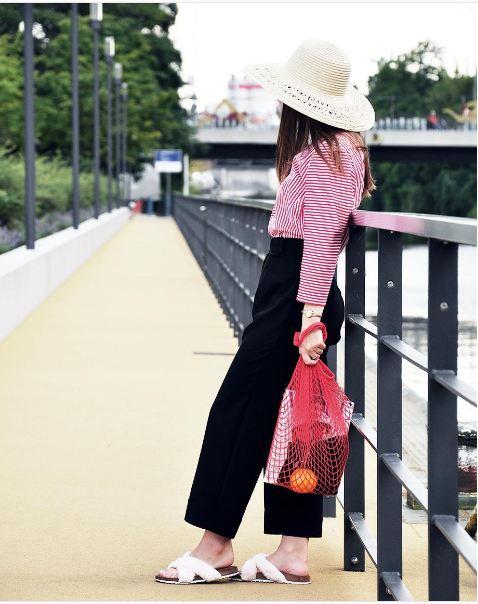 Túi đựng hoa quả của các mẹ bỗng chốc lên đời thành phụ kiện hot hè 2017-5