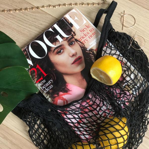 Túi đựng hoa quả của các mẹ bỗng chốc lên đời thành phụ kiện hot hè 2017-2