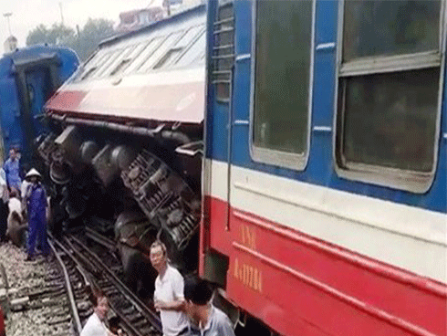 Hà Nội: Lại thêm tàu hỏa trật bánh, vẫn ở ga Yên Viên