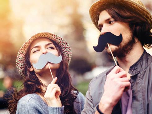 Làm theo cách này thì đã lấy nhau lâu cũng vẫn nồng nhiệt như ngày đầu hẹn hò