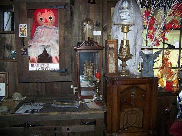 Nguồn gốc rùng rợn của búp bê Annabelle từ đời thực lên màn ảnh-2