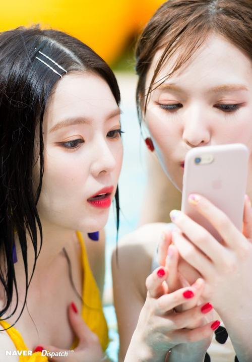 Fan bất ngờ vì nữ thần sắc đẹp ngoan hiền của Kpop - Irene cuối cùng đã chịu 'hở'-5