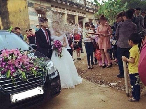 Ảnh động: Mời 'người yêu cũ' đến đám cưới là sai lầm