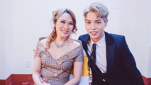 Sau ca phẫu thuật thẩm mỹ 'đổi đời', Đức Phúc đắt show không kém sao hạng A-4